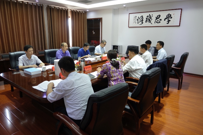 省纪委调研组莅鹤调研以案促改等工作