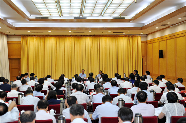 河南省主题教育专项整治工作座谈会召开<br>  坚定信心 强化担当 加压推进  以高质量整治成效回应群众期盼