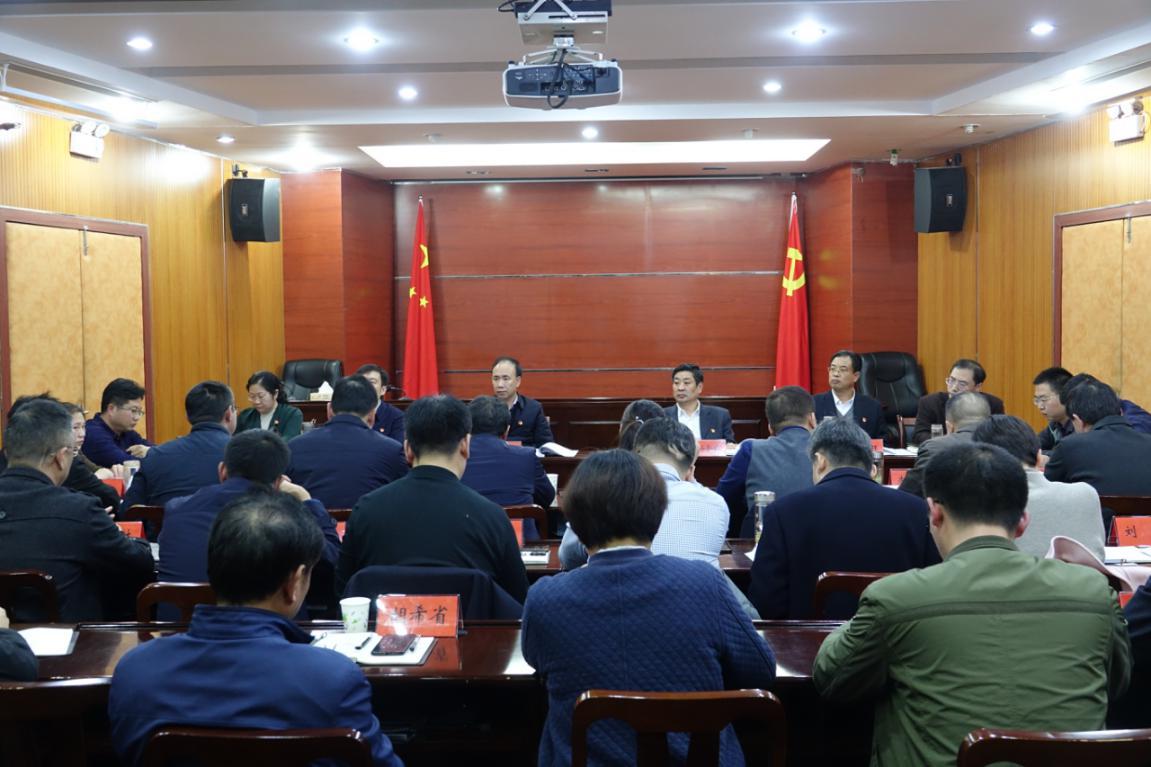 冯芳喜在市纪委监委执纪执法办案工作座谈会上强调：履职尽责敢担当 甘于奉献长本领