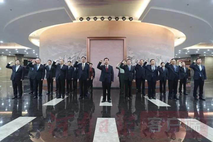 河南省“两优一先”表彰大会召开<br>永葆初心 践行使命 凝聚起建设现代化河南的磅礴力量 楼阳生讲话 王凯主持 刘伟出席<br>会前楼阳生带领省级党员领导同志重温入党誓词