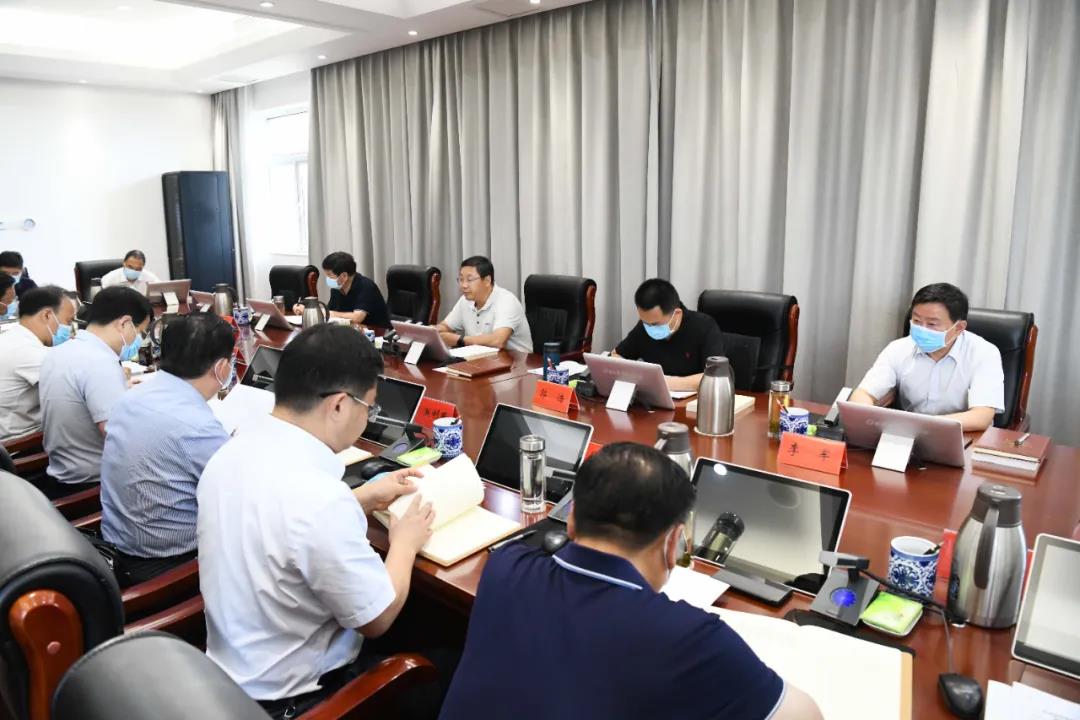 市委理论学习中心组举行集体学习 马富国主持 郭浩参加