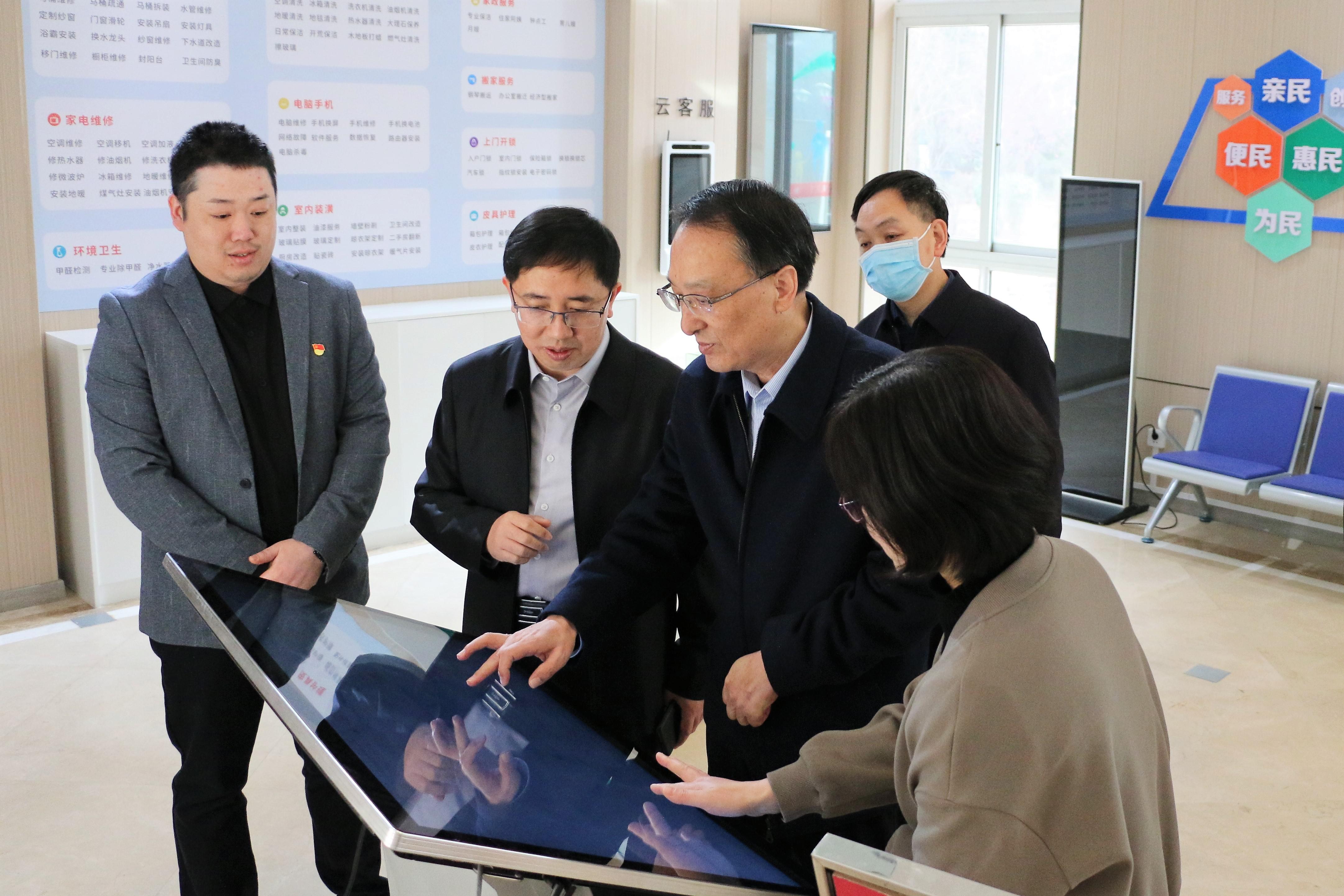 市委常委、市纪委书记、市监委主任唐献泰深入各县区调研