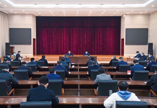 马富国在市新冠肺炎疫情防控指挥部第十四次会议上强调<br> 措施再完善 责任再压实 牢牢把握疫情防控工作主动权 <br>郭浩参加