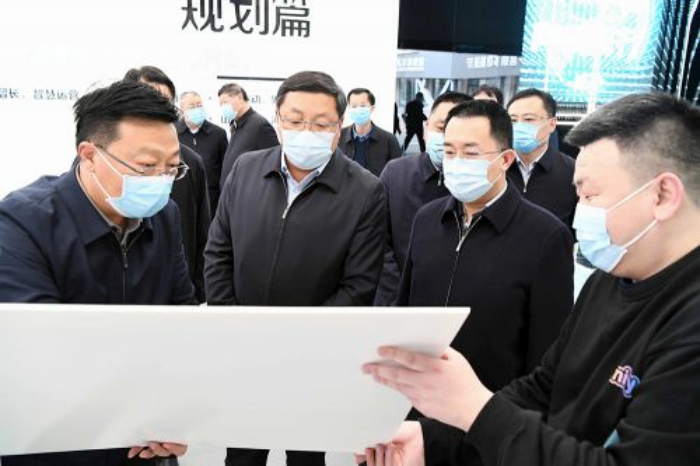 市科创新城（鹤壁东区）建设发展领导小组会议举行 马富国出席并讲话 郭浩参加