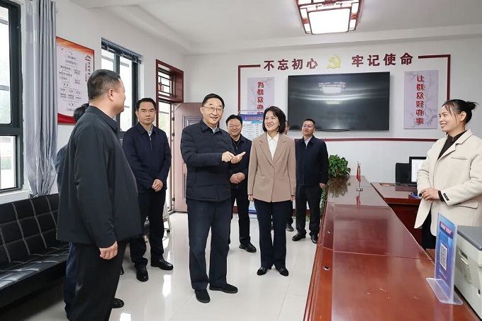 刘宁深入许昌市鄢陵县魏都区宣讲党的二十届四中全会精神时强调：把思想和行动统一到全会精神上来 统筹推进高质量发展和高效能治理