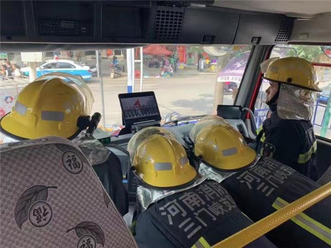 【省纪委监委网站】镜头 | 向伟大祖国致敬