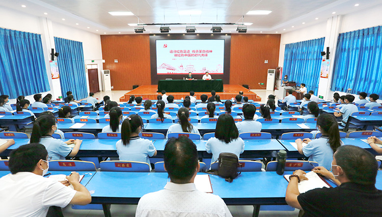 方婷在许昌工商管理学校讲授思政课时勉励广大师生 传承红色革命基因 厚植爱党爱国情怀
