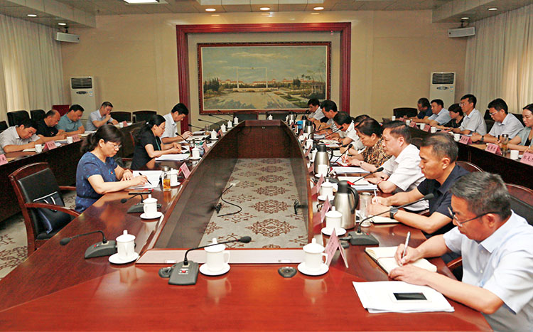 市管企业、市管大中专院校纪检监察体制改革座谈会召开 方婷出席并讲话 