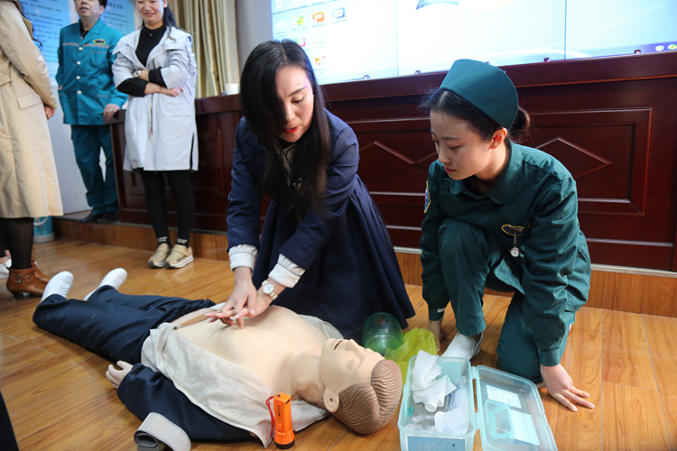 卢氏县:举行急救知识培训 确保执纪审查安全零