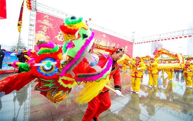 【纪检人镜头】山村社火闹元宵